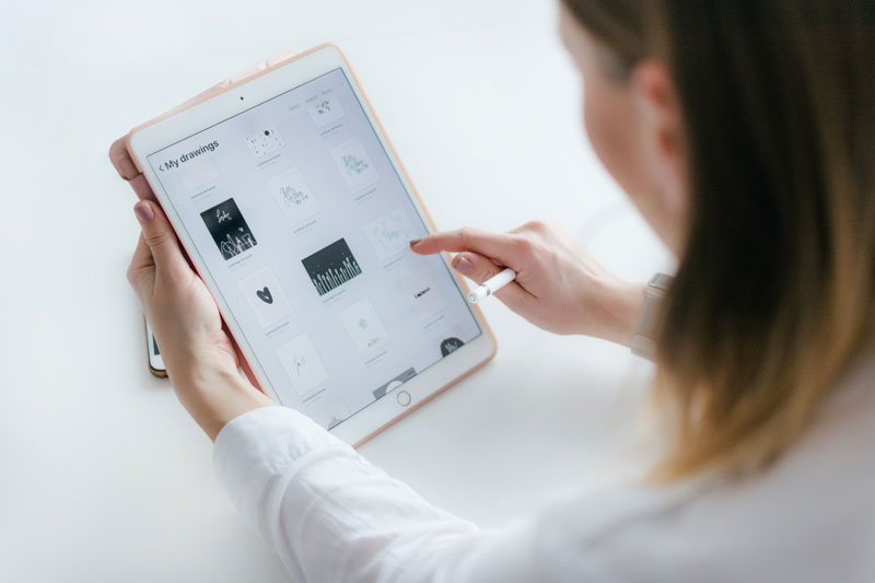 Zubehör, das die Eigenschaften von Tablet verbessert