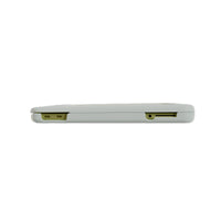 Funda protectora hipertransparente para el portátil Apple Neo sobre fondo blanco