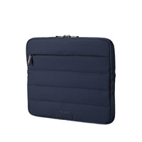 Navy blue laptop sleeve with 'Targus' branding on a white background