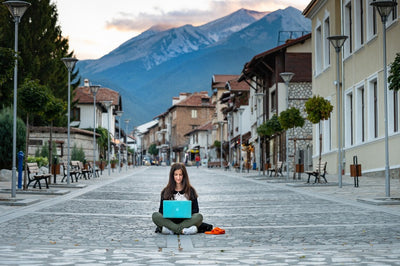 Top Digital Nomad Gear for Working Abroad