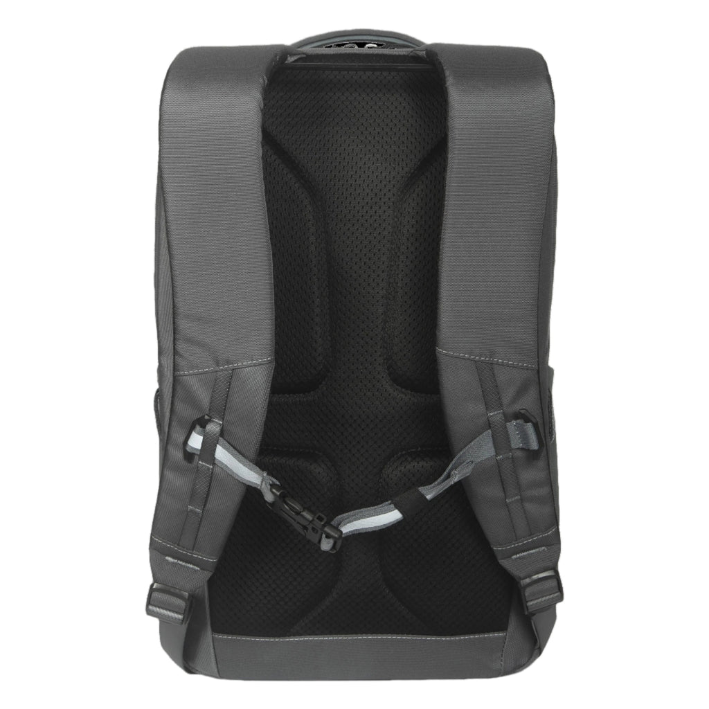 Mochila gris con interior negro sobre fondo blanco